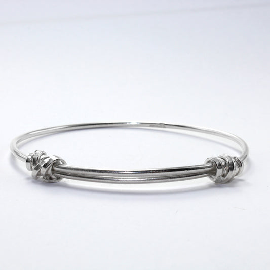 Silver expanding bangle