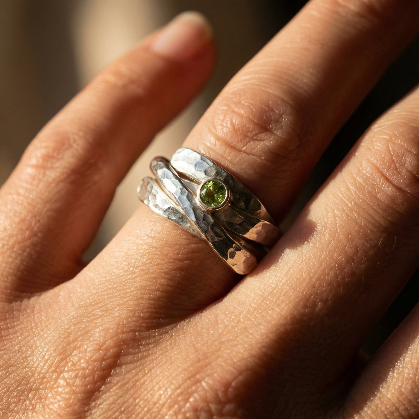HPR12Pe Single stone Peridot set ring